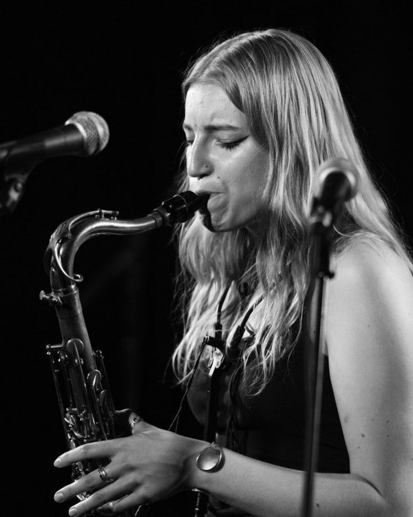 Emma Rawicz, Saxophonist